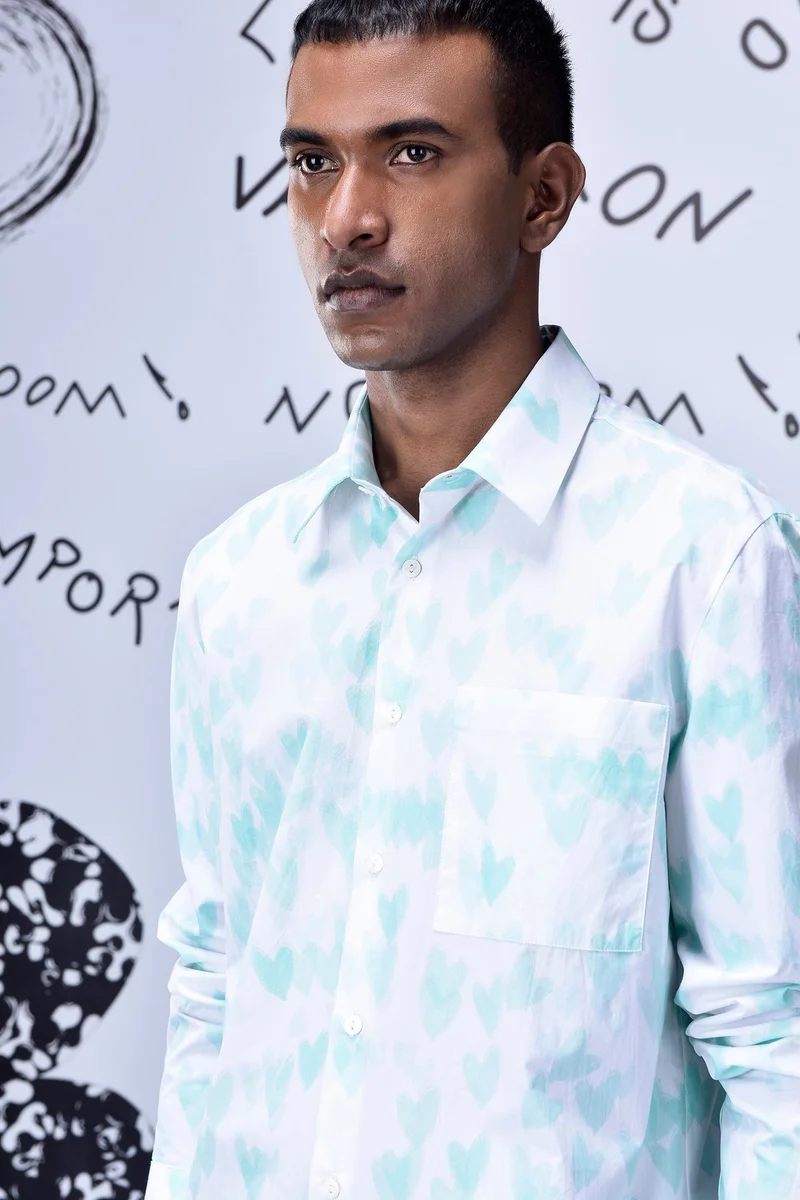 جينات ليكوانت هيمانت قميص بياقة بأزرار بتصميم قلب وقصة عادية - أبيض